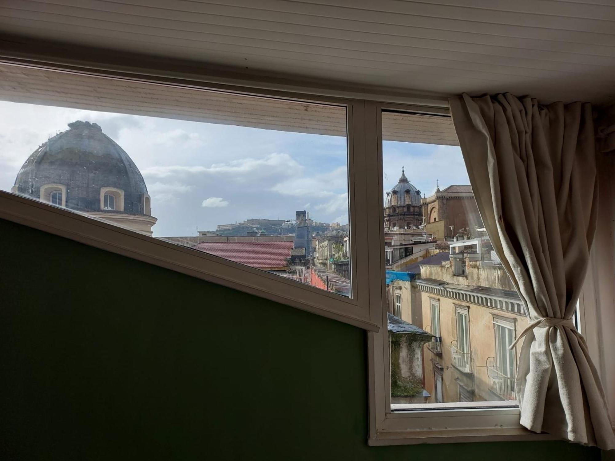 Апартаменты Historical Naples With Panoramic Terrace Экстерьер фото